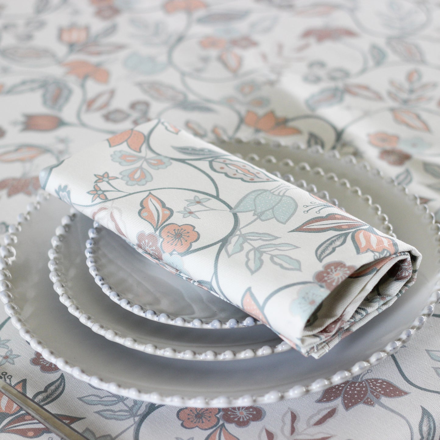 Vintage Floral Table Runner - Periwinkle